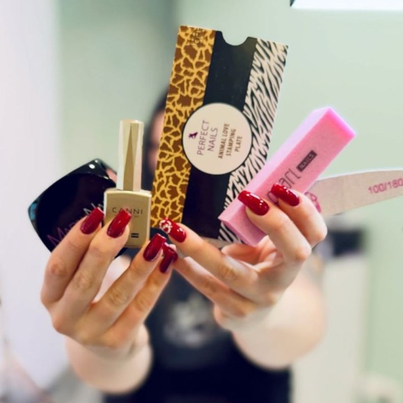 Queens Nails by Kitti